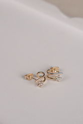 Flower Natural Diamond Stud Earrings