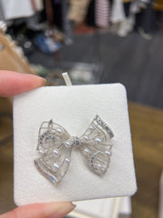 【MIKIMOTO】 Akoya Cultured Pearl Brooch