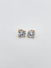 2.15 Carat Total Four-claws Diamond Stud Earrings