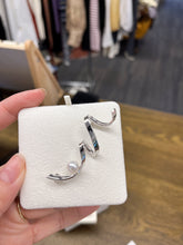 【MIKIMOTO】Akoya Cultured Pearl Brooch