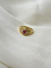 Vintage Ring in 18K Yellow Gold With Ruby & Natural Diamond