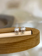 7.5-8mm Blue Rose「蓝玫瑰」 Akoya Cultured Pearl Earrings