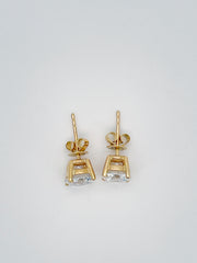 2.15 Carat Total Four-claws Diamond Stud Earrings