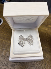 【MIKIMOTO】 Akoya Cultured Pearl Brooch