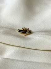 Vintage Ring in 18K Yellow Gold With Sapphire & Natural Diamond