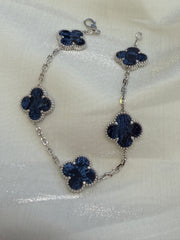 Four-leaf clover bracelet