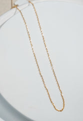 Needle Style Plain Gold Necklace