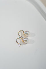 7.5-8mm Akoya Cultured Pearl Curve Studs