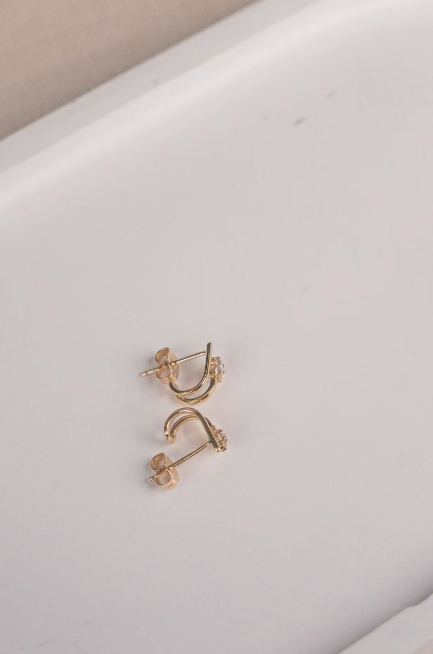 Flower Natural Diamond Stud Earrings