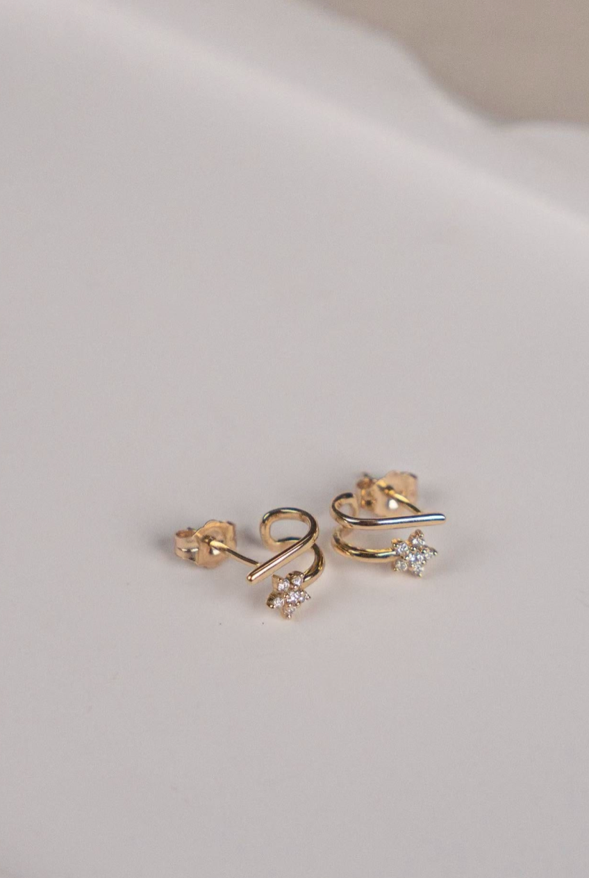 Flower Natural Diamond Stud Earrings