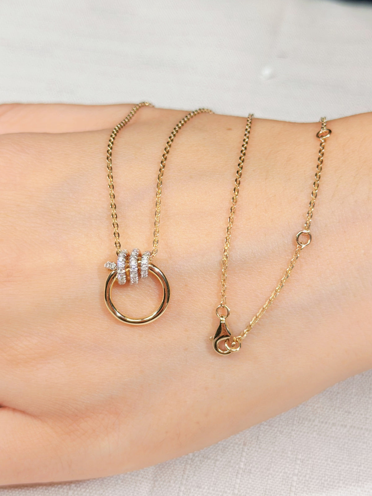 0.124 Carat Natural Diamond Round Necklace In 14K Yellow Gold