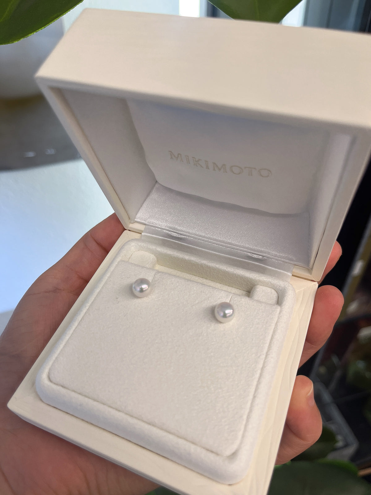 【MIKIMOTO】Akoya Cultured Pearl Stud Earrings Q2 7mm