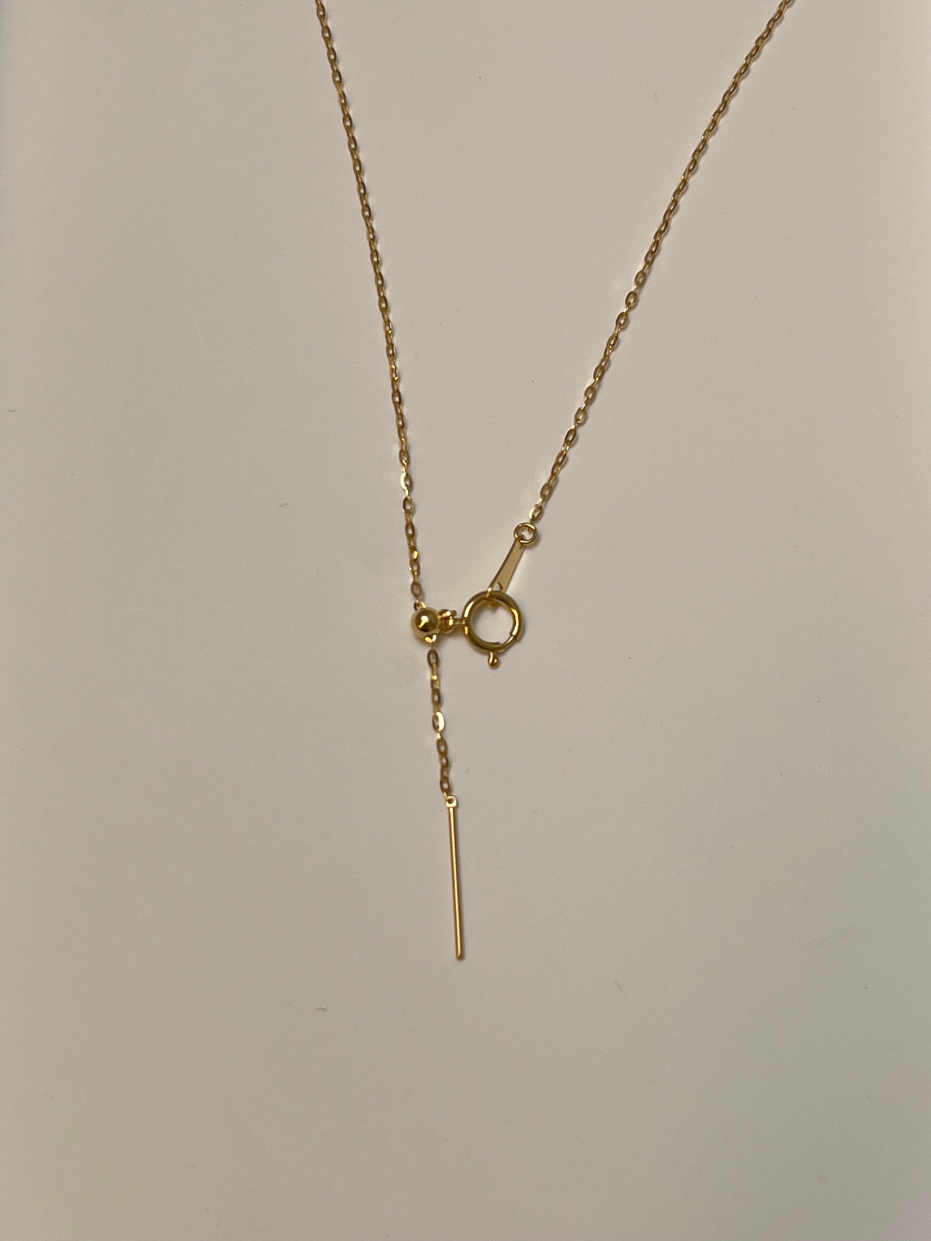 Needle Style Plain Gold Necklace