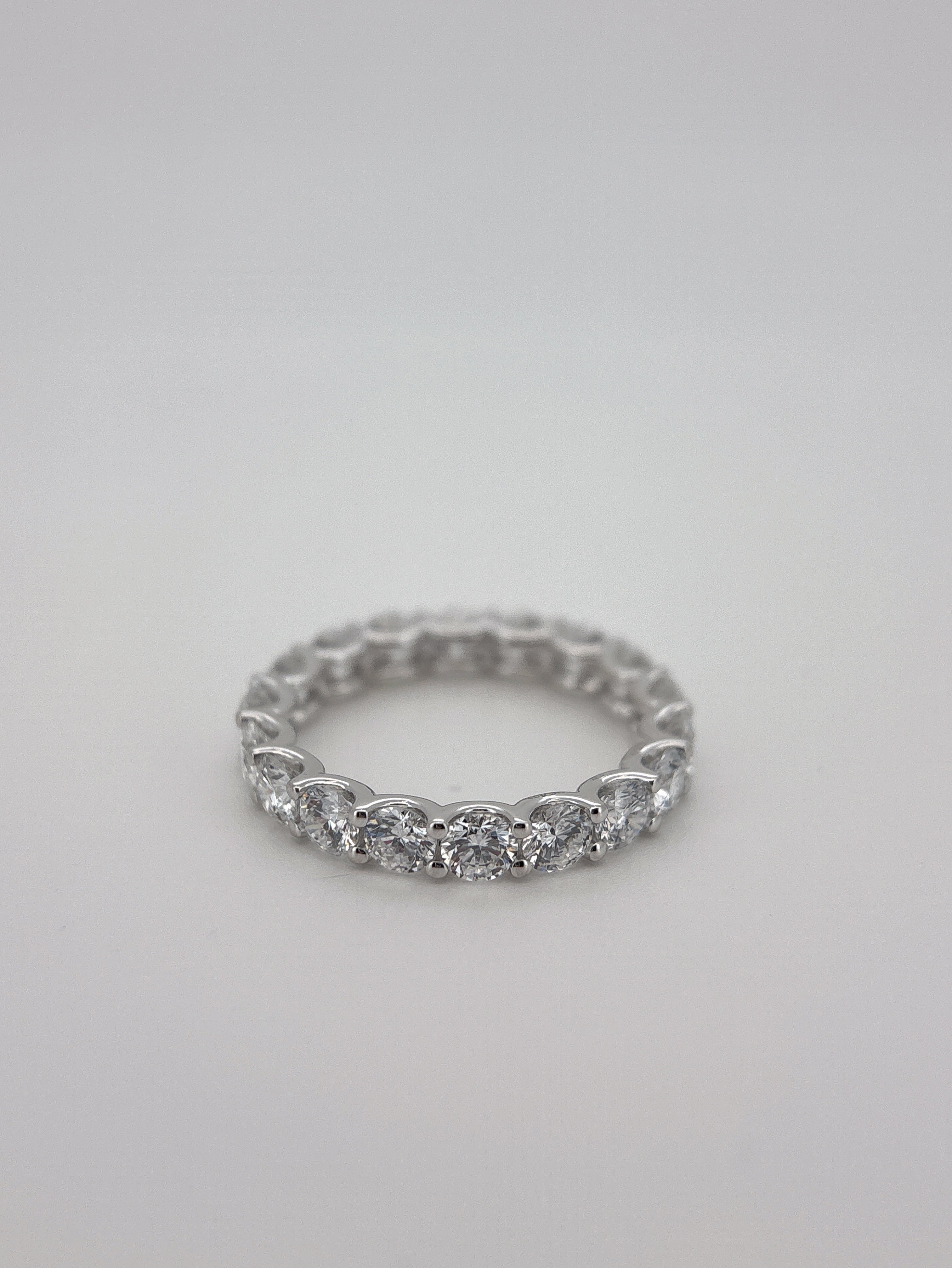 Diamonds Ring