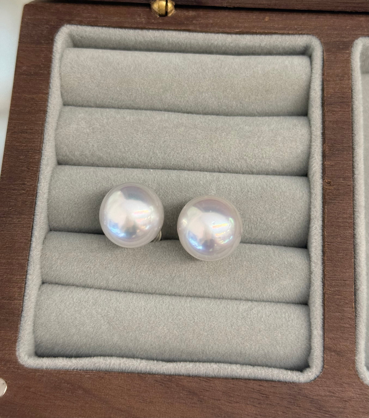 13-14mm White South Sea Cultured Pearl Stud Earrings