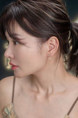 Lab Grown Diamond，“u chain” dangle post