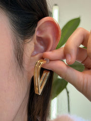 V-shaped In 18K Yellow Gold Earrings