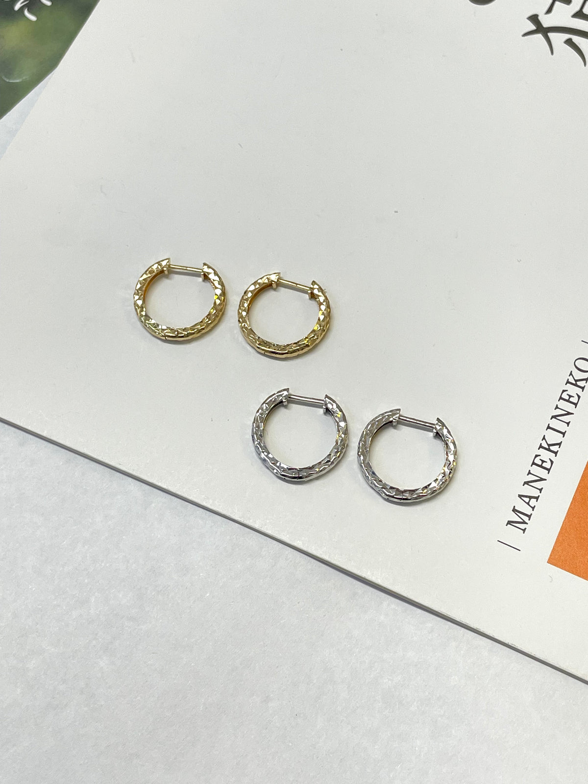 Diamond-pattern Hoop Earrings