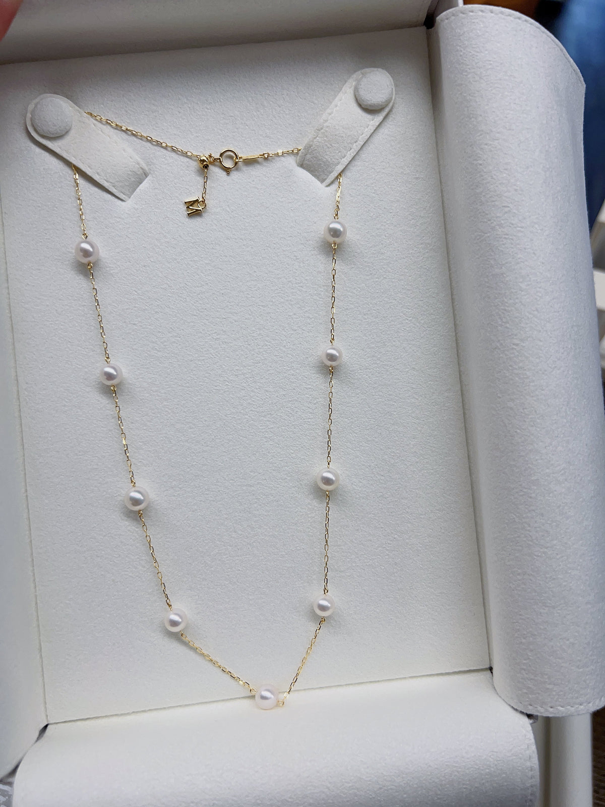 【MIKIMOTO】Akoya Cultured Pearl  Station Necklace